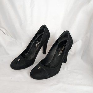Chanel Black Suede Pumps 38 1/2